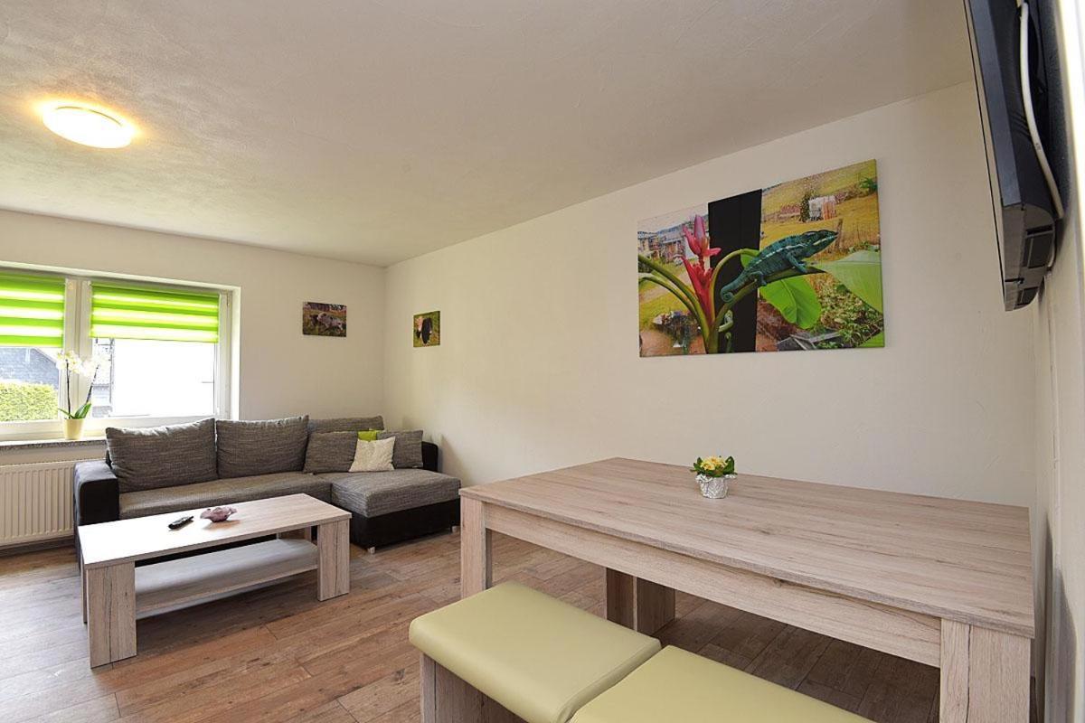 Gasthaus Und Hotel Peterhaensel Spechtsbrunn Room photo